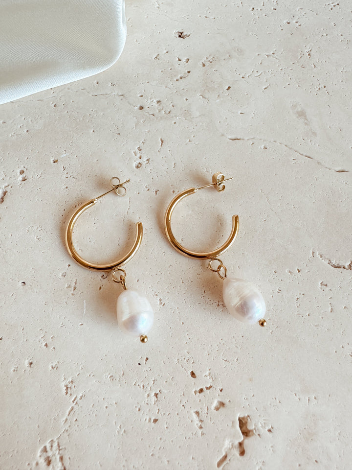 Aline Pearl Earrings - Earrings