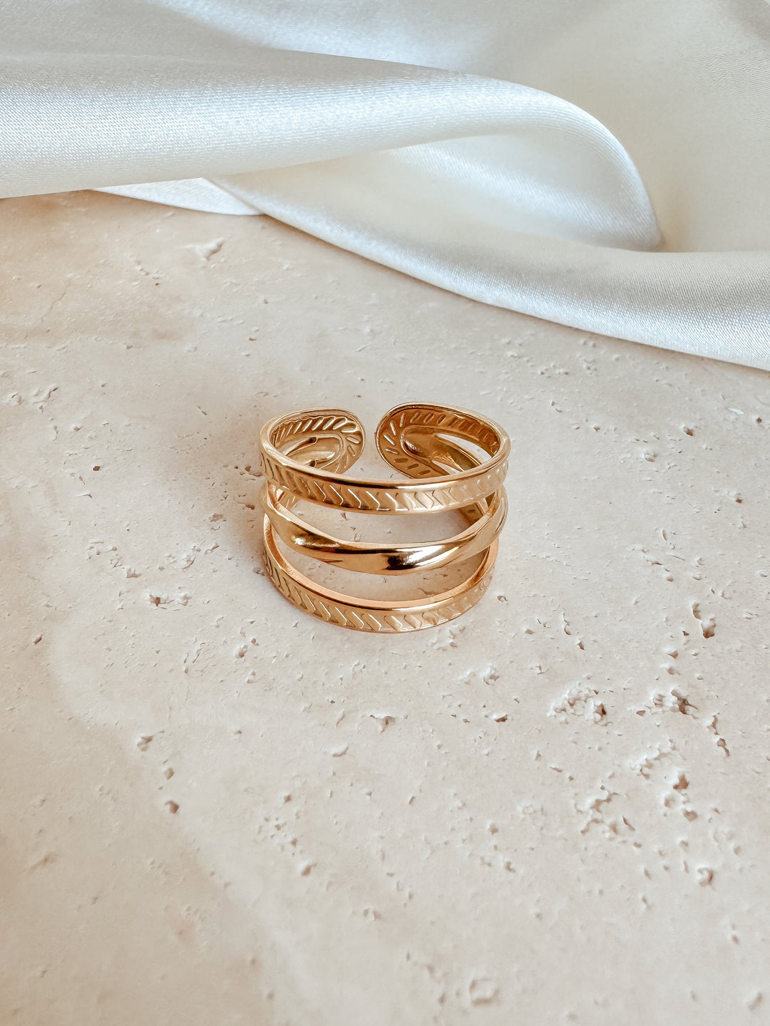 Lira Ring - Rings