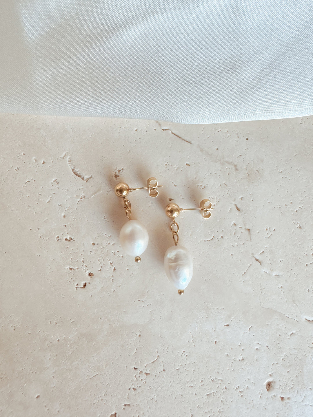 Paola Earrings - Earrings